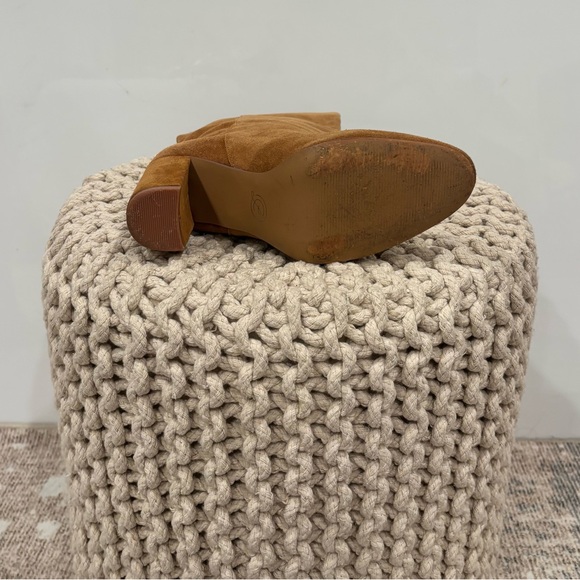 Elegant Chesnut Suede Knee-High Boots - Picture 5 of 5